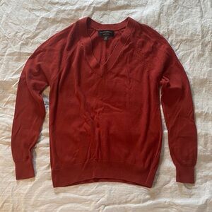 Banana Republic V-Neck Sweater in Burnt Orange